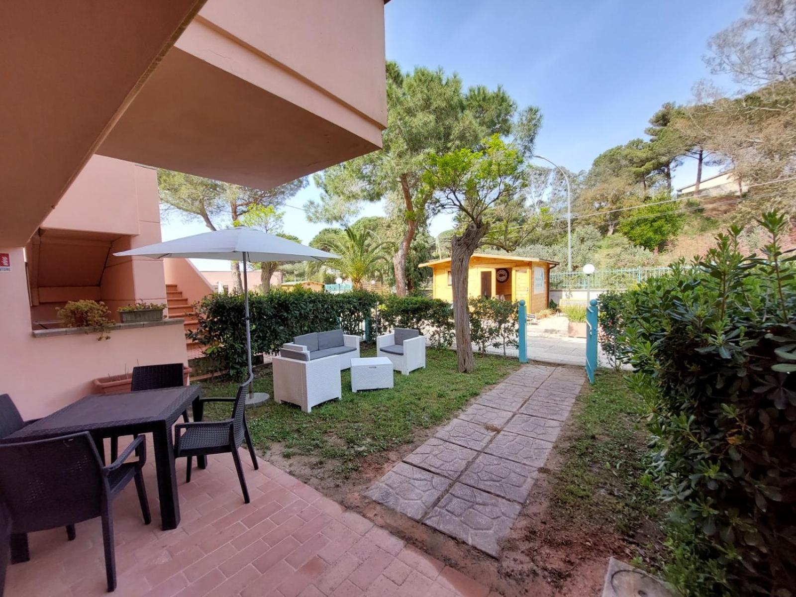 Lido I Palmizi Appartement Capoliveri  Buitenkant foto