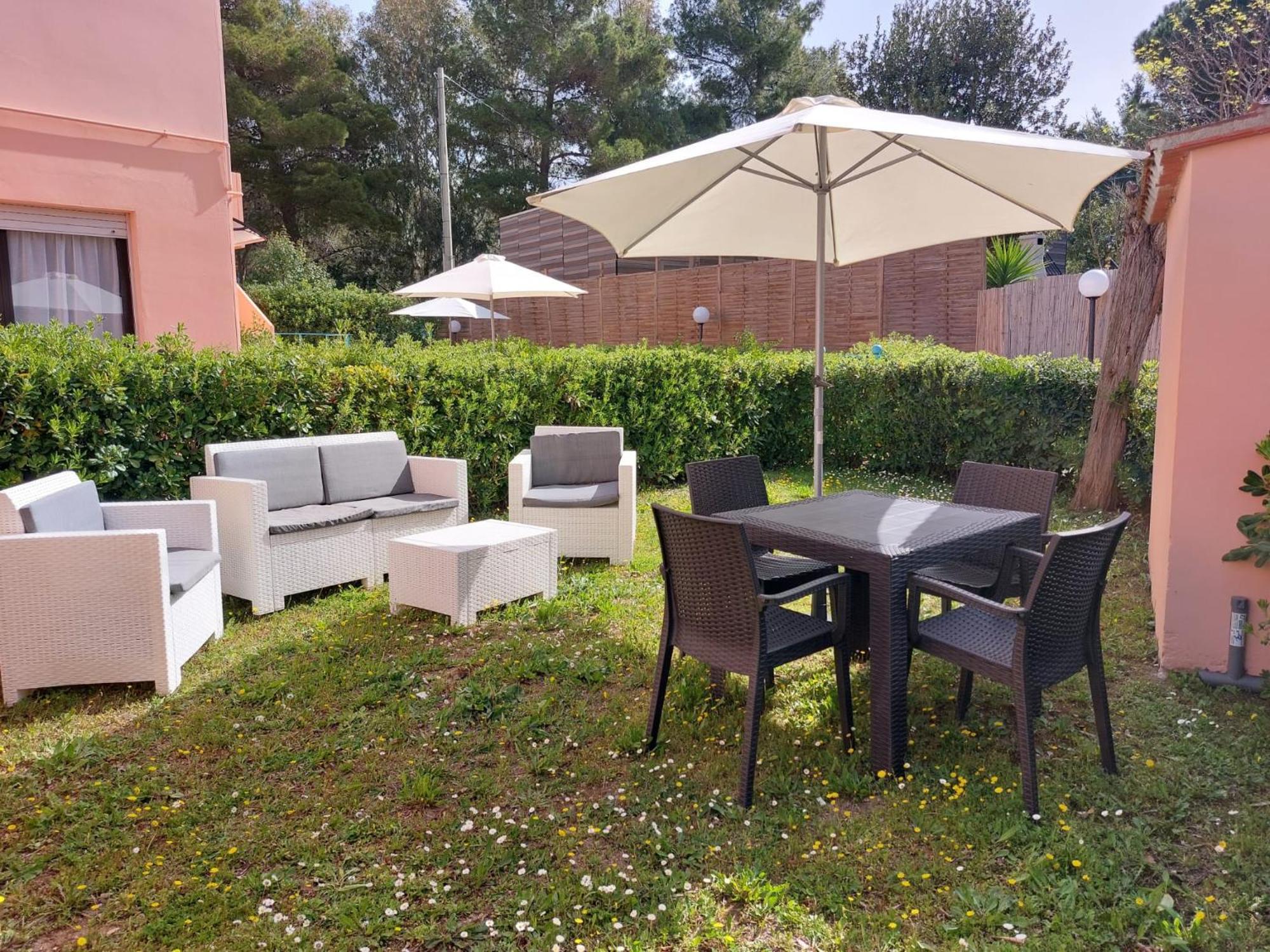 Lido I Palmizi Appartement Capoliveri  Buitenkant foto